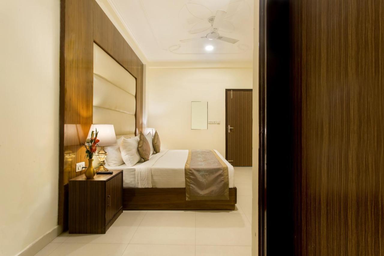 Hotel Earth دلهي المظهر الخارجي الصورة